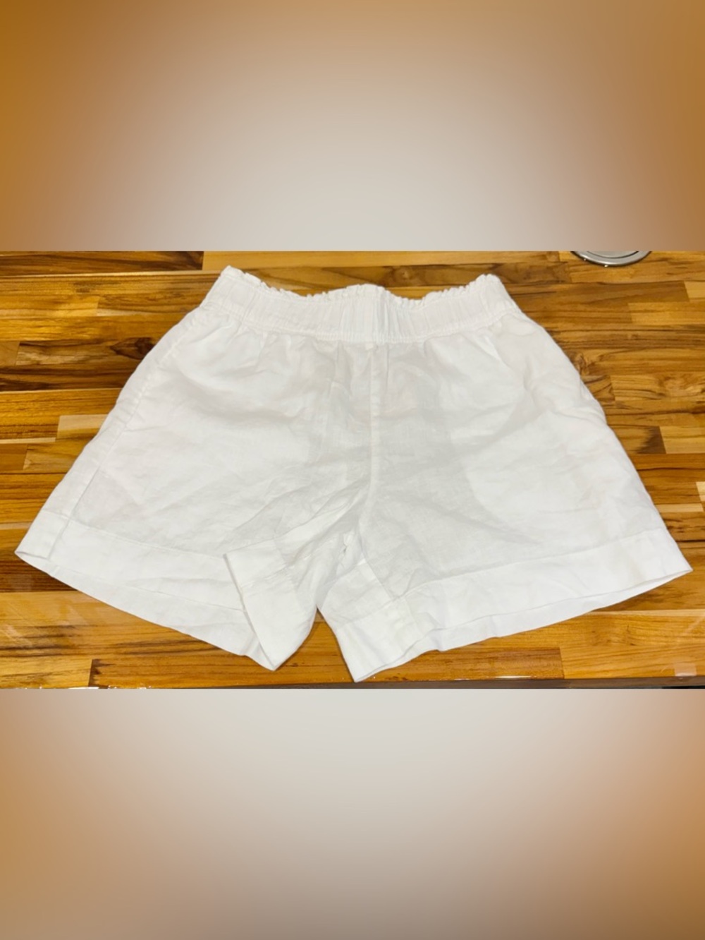 Quince White 100% European Linen High Waisted Shorts Size S
